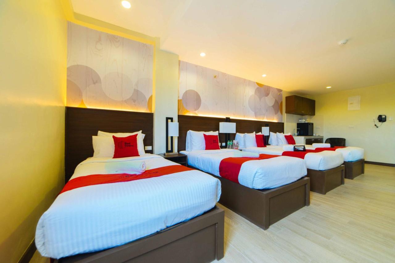 Hotel Reddoorz Premium @ Sta Rosa Tagaytay Road Silang Exterior foto