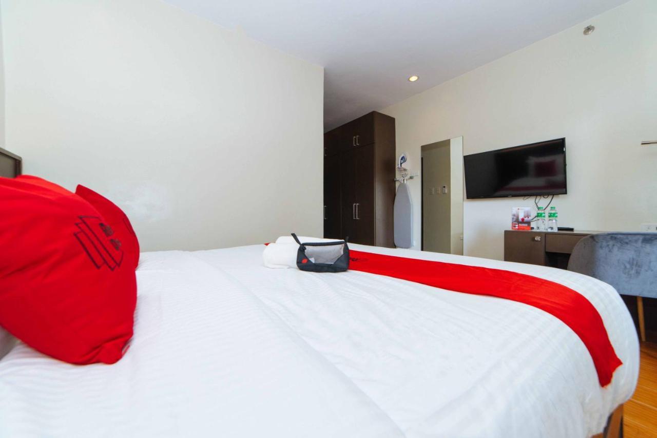 Hotel Reddoorz Premium @ Sta Rosa Tagaytay Road Silang Exterior foto