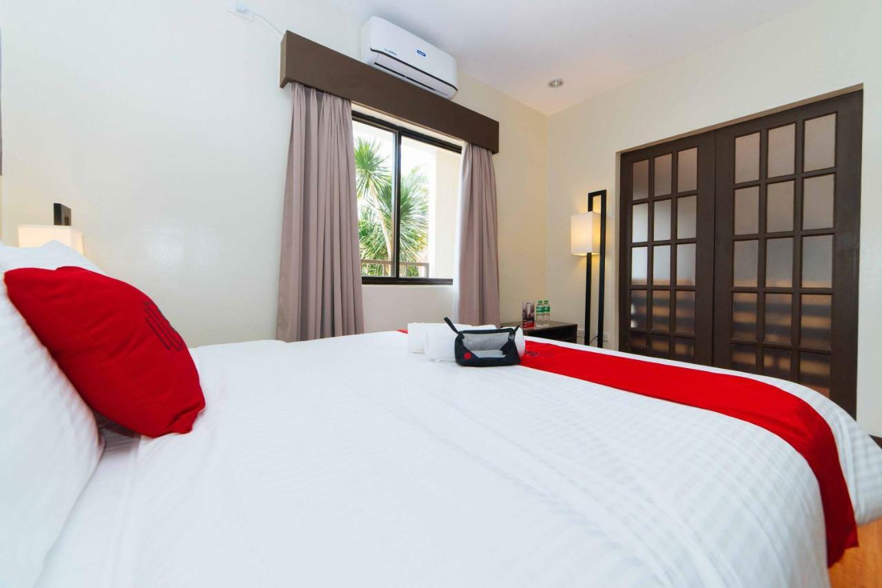 Hotel Reddoorz Premium @ Sta Rosa Tagaytay Road Silang Exterior foto