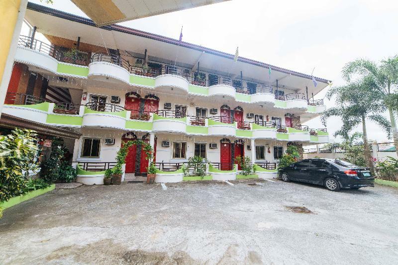 Hotel Reddoorz Premium @ Sta Rosa Tagaytay Road Silang Exterior foto